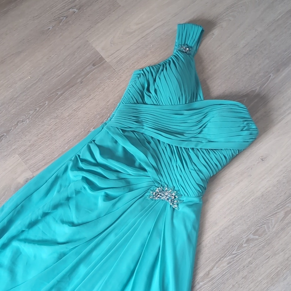 Rosa Clara Mermaid One Shoulder Gown Size 10 - Picture 5 of 13